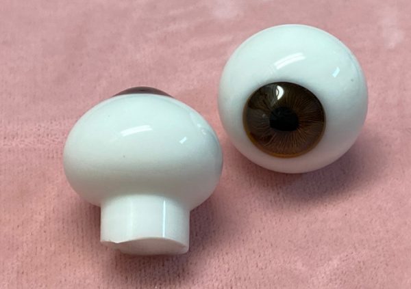 Solid Paperweight Glass Eyes (Brown) 14mm