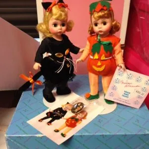 Trick and Treat Set 8″ A Child at Heart Exclusive #16/3000