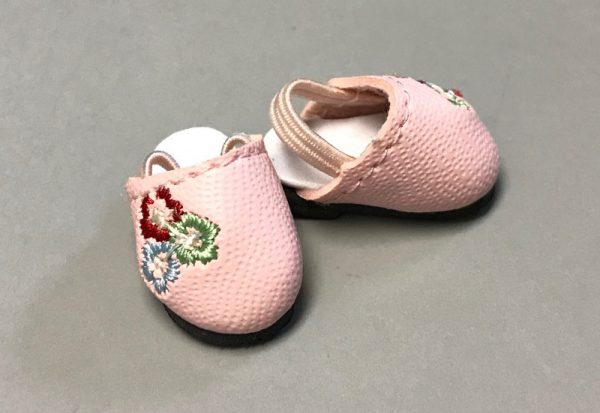 Lily Clogs (Pink) Lati Yellow, Peony,  Pukifee (23mm)