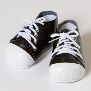 Tennis Shoes (Black) 20″ (20721002)