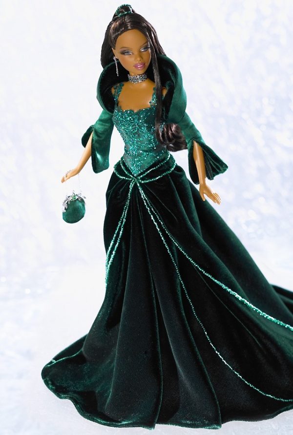 B5849 2004 Holiday Barbie AA