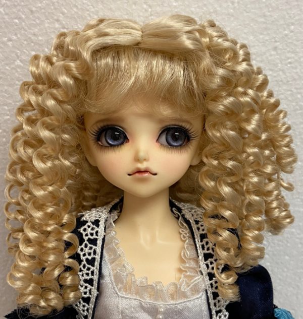 Bernadette Wig (Honey Blonde) Size 8-9