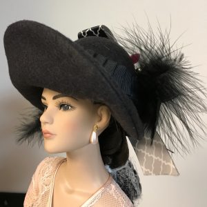 Black Felt Hat with Feathers/Ribbons (Fits 20″ to 22″ Dolls)