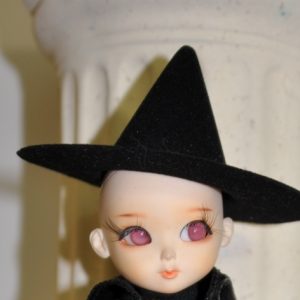 Black Hat – Riley, Ginny, Tiny BJD’s