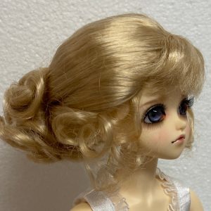 Clarissa Wig (Light Peach Blonde) Size 8-9