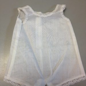 DP-Modelle Bleuette White Batiste One Piece Underwear 29cm