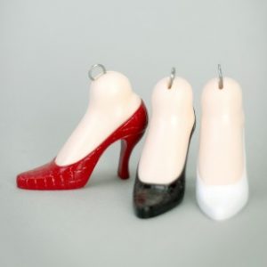Part – Molded High Heel Shoe Feet – White (SD Size)