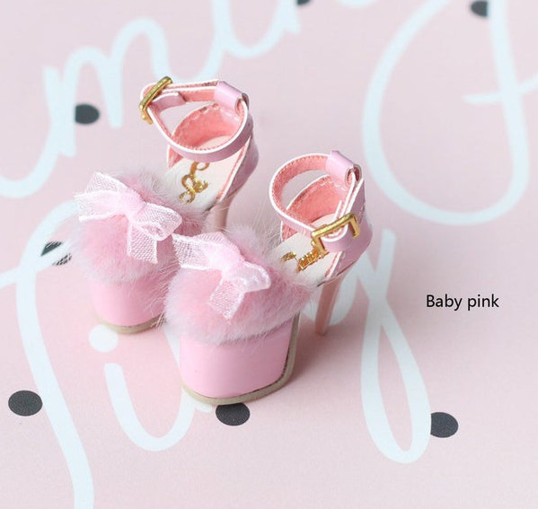 Baby hotsell yellow heels