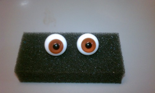 Glass Eyes Round (Brown) 14mm