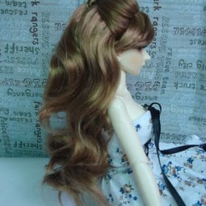 Nora Wig (Brown) Size 7-8
