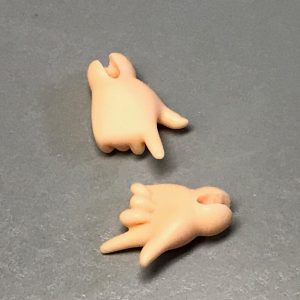 Lati Yellow Scissor Hands Only (Normal Skin)