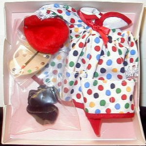 Madame Alexander Vintage Artist Outfit (Fits 8″ Dolls)