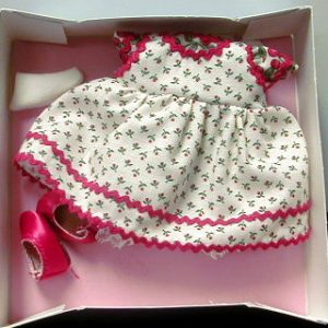 Madame Alexander Vintage Wendy Loves… Outfit (Fits 8″ Dolls)