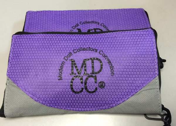 2020 Modern Doll Con Tote w/Souvenirs