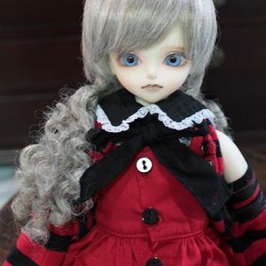 MW-194 MSD Wig:  Gray Bob with Long Curly Pigtails