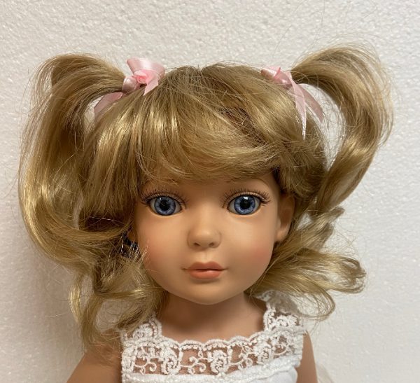 Madeline Wig (Blonde) Size 10-11