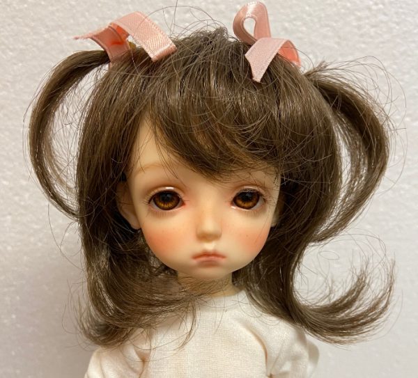 Madeline Wig (Light Brown) Size 7-8