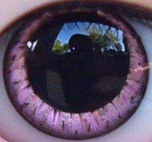 Handmade Resin Round Eyes – (Pink) 18mm