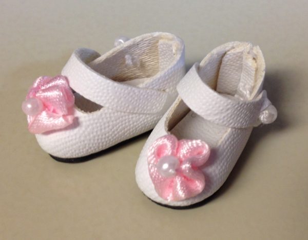 23mm Nerida Shoe (White) Lati Yellow, Chibbi, Pukifee