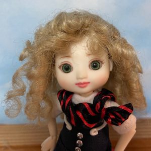 Nicole Mohair Wig (Blonde) Size 2-3 Amelia Thimble