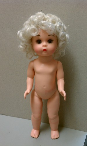 8″ Nude Wendy (White Curly Hair/Gray Eyes)
