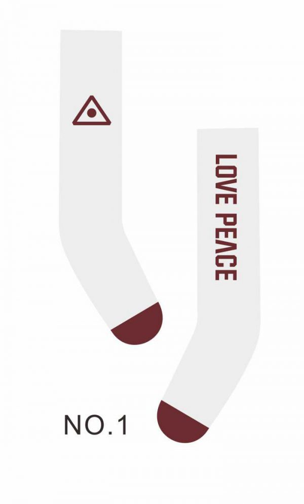 Peace/Love Socks (White w/Wine) Fits Lati/Blythe/Azone/Et