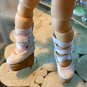 Paulette Shoes (White) Fits Blythe/Pullip/Momoko/Azone/Etc