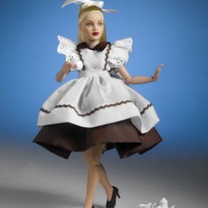 Tiny Kitty Collier English Breakfast Tea Outfit 10″