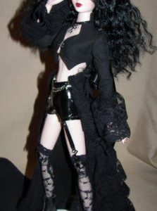 2009 MDCC Urban Vita Licorice 16″ LE100 MIB