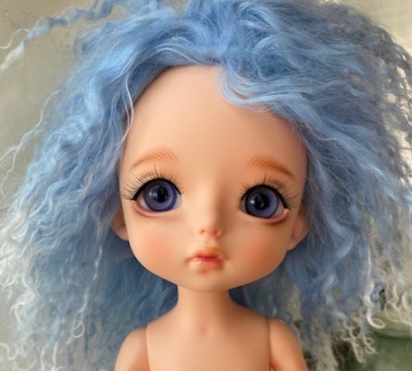 Fwigs Tibetan Lamb Mohair Wig - Blue Icing Size 9-10