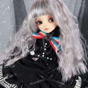 YW-106 Yo-SD Wig:  Long Crimped Silver Wig