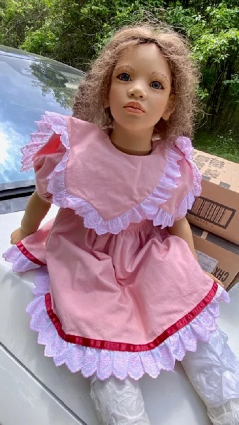 Annette Himstedt Lona 31.5″ Mint in Box (picture of doll) – Doll