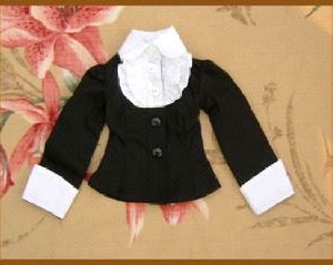 Outfit – Black shirt with White SD bjd