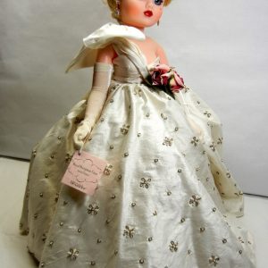 Royal Reception Cissy 21″