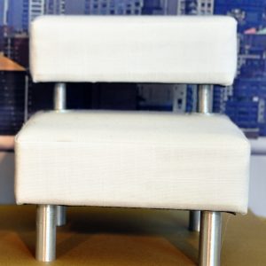 Furniture: White Linen Chair (For 12″ Dolls/Barbie/FR/Etc)