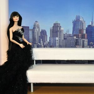Furniture: White Linen Sofa (For 12″ Dolls/Barbie/FR/Etc)