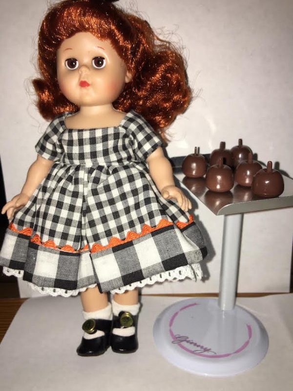 Ginny Caramel Apple <b>NO BOX</b>