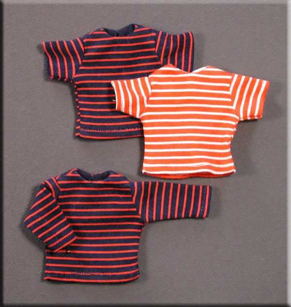 Red & Navy Short Sleeved t-shirt 7.5" (18 cm)