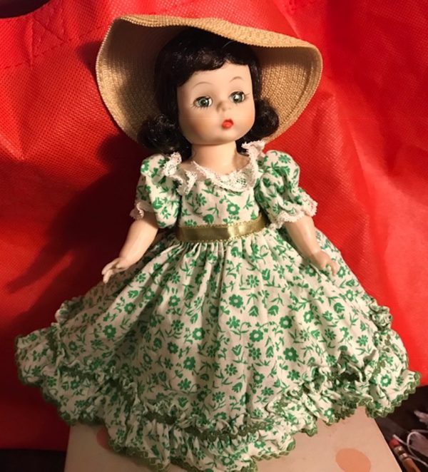 Vintage Alexander-Kin Scarlett BK