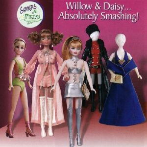 Mod British Birds Supper with Friends Daisy 16″