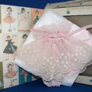 Tiny Betsy – MIB B20 Birthday Party outfit