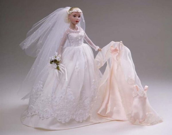 Tiny Kitty Collier Bridal Bliss Hat Box Set 10"