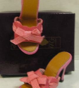 Tyler Wentworth? Pink Slide Pumps