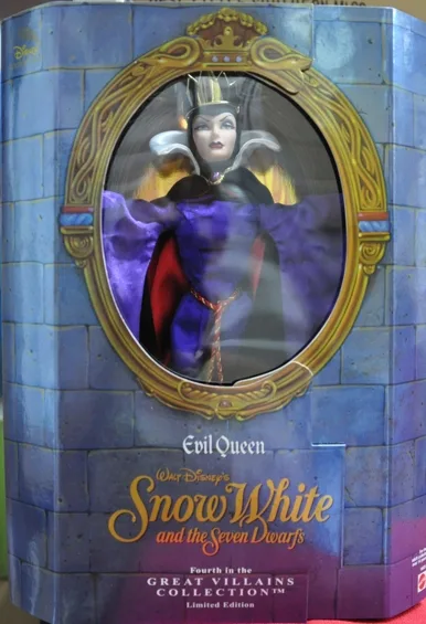 18626 Disney's Great Villains Collection Evil Queen #4 – Doll Peddlar