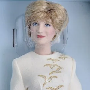 legend of zelda sex doll Kate Middleton Royal Wedding Vinyl Doll – Doll Peddlar