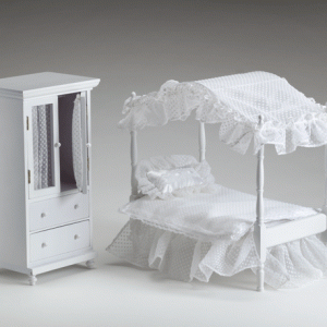 Furniture: Betsy McCall Betsy’s Bed (White)  NRFB+SHIPPER