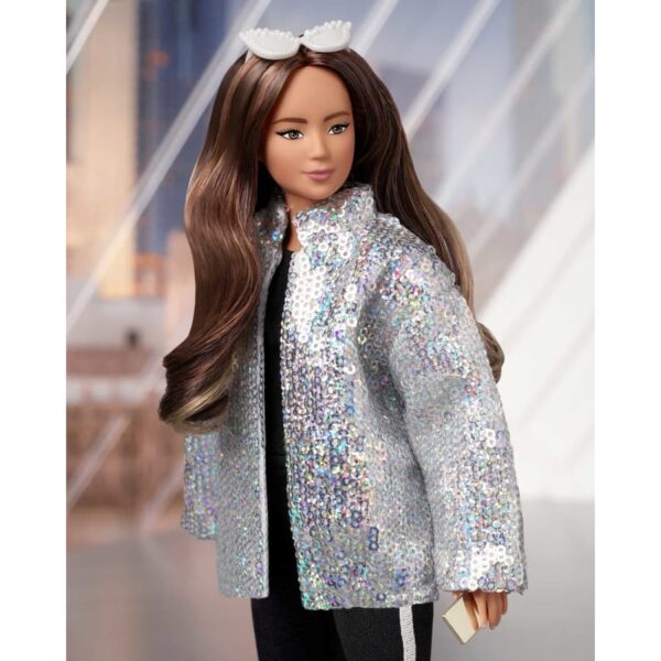 GTJ84 Barbie Signature @BarbieStyle Doll 3 - Image 4