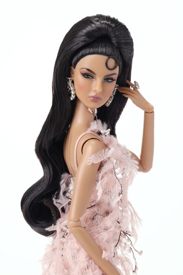 2022 WClub Upgrade Fashion Royalty Doll Up With A Twist Agnes Von Weiss - Image 3