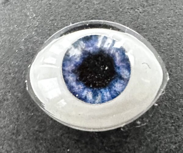 6mm oval acrylic eyes (dark blue)