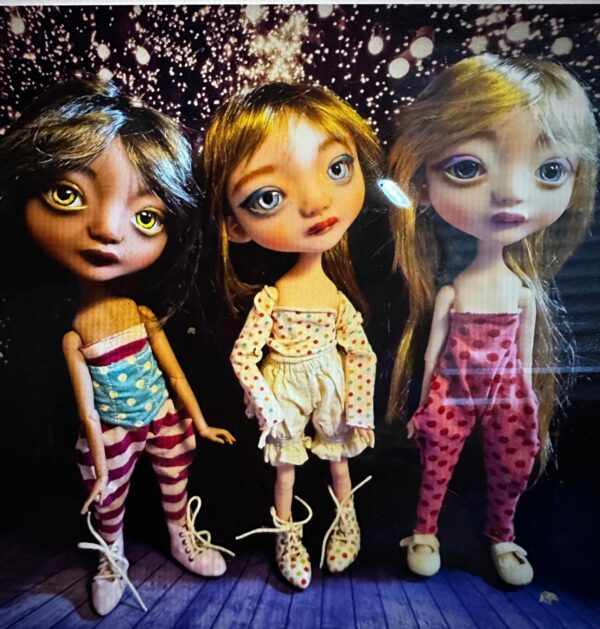 Amber, Three Wise Girls for this Christmas, Chocolate Diva Resin,  Painted by Nefer - Image 2